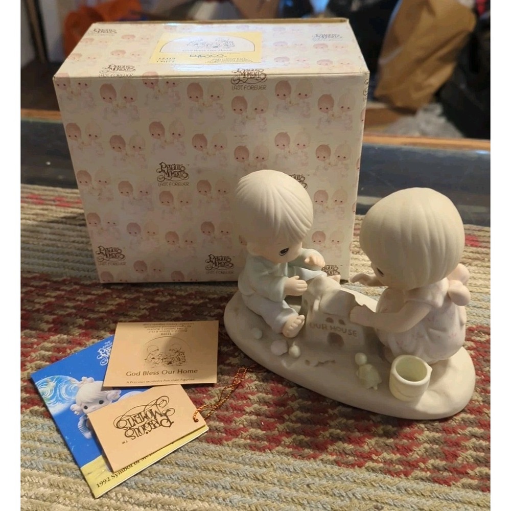 Vintage Precious Moments Figurine God Bless Our Home 1984 Enesco 12319 Boxed